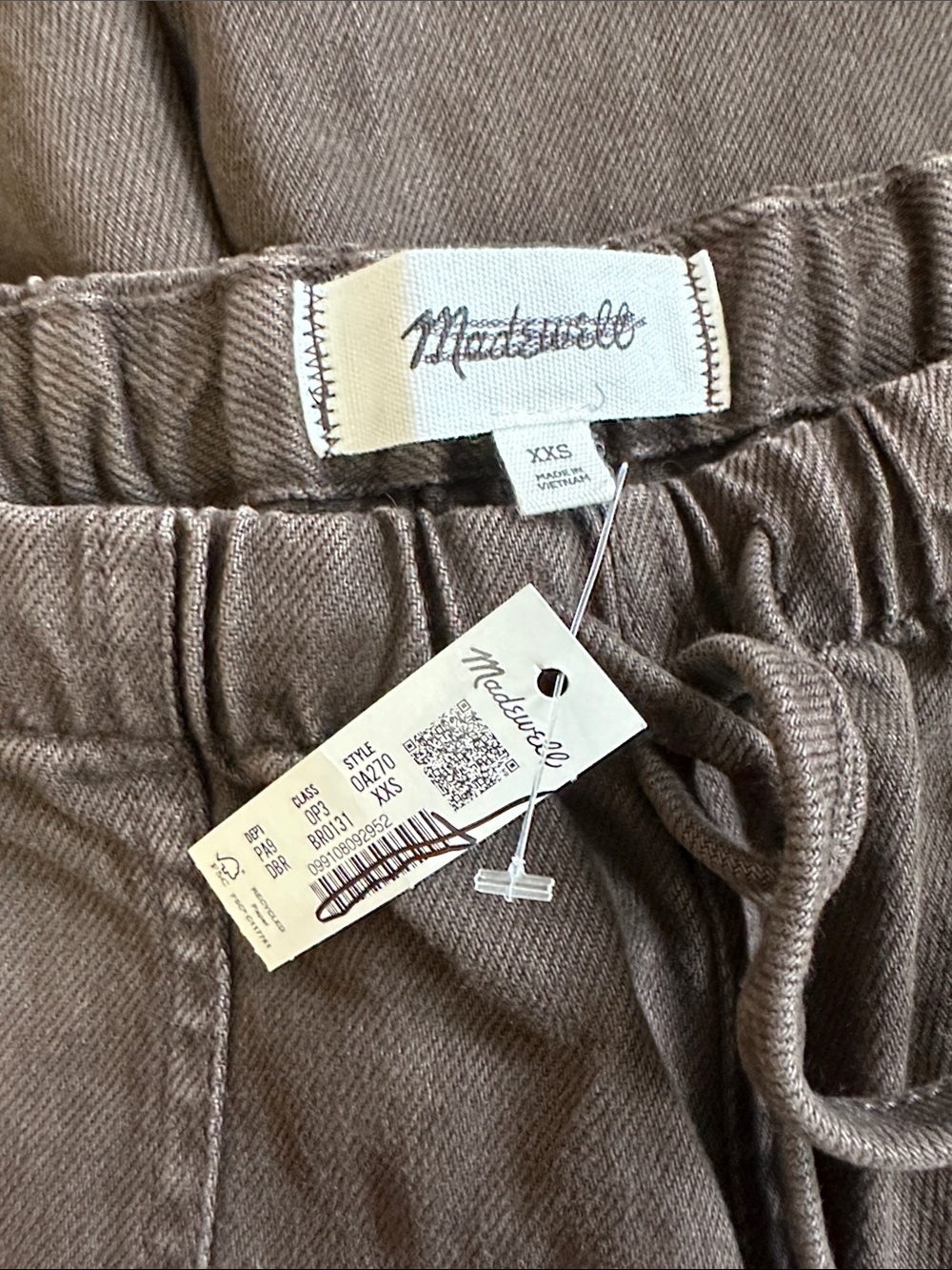 Madewell  Pull-On Barrel-Leg Utility Pants in Airy Denim — Brown - Picture 9 of 10